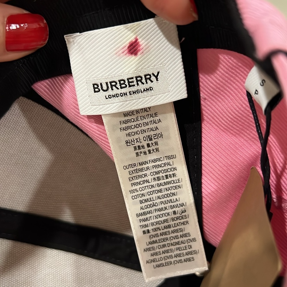 🔥🔥🔥Authentic Burberry Bowling Burberry Horseperry  Motif Baseball Cap - Picture 8 of 9